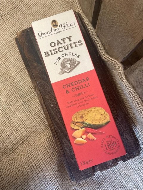 Grandma Wild's Oaty Biscuits - Cheddar & Chilli